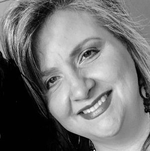 Meet your Posher, Nora g.